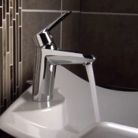 Смеситель для раковины Grohe Eurodisc Cosmopolitan 23448002 Хром латунь