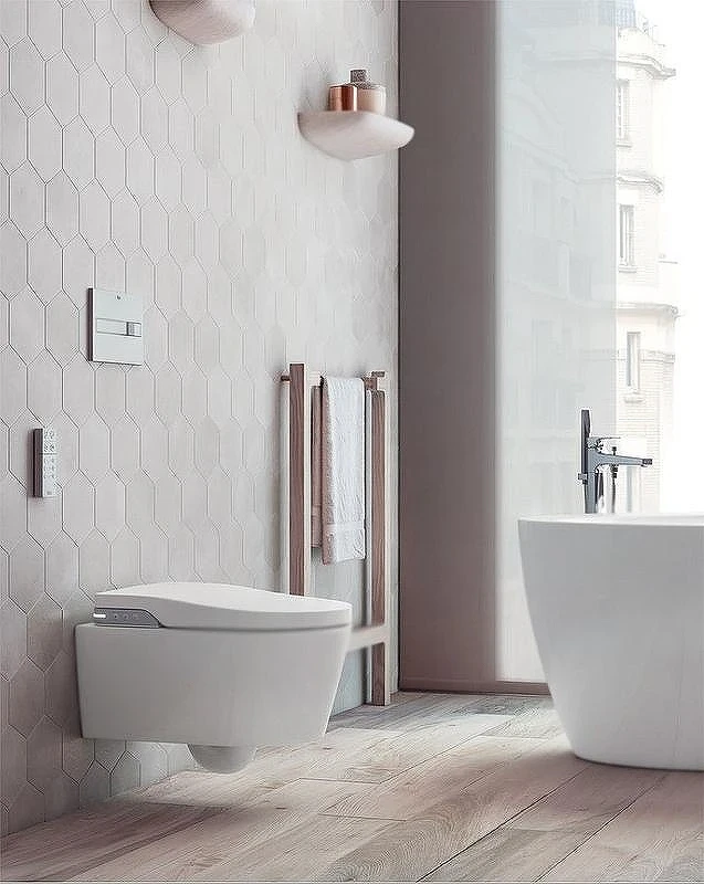 Унитаз подвесной Roca Inspira In-Wash 803060001 с сиденьем Микролифт