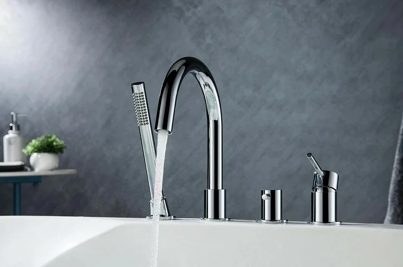 Смеситель на борт ванны Aquatek Европа AQ1348CR Хром латунь