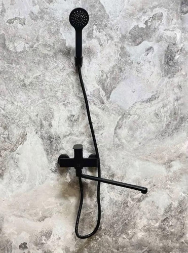 Смеситель для ванны D-Lin D147363-A универсальный цвет Черный матовый