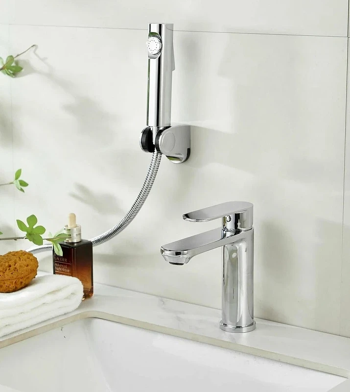 Смеситель для раковины Maretti Florenza FLG32RF70 с гигиеническим душем цвет Хром