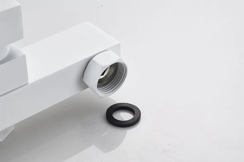 Смеситель для ванны Knotlor Stable KN-22/WY цвет Белый матовый