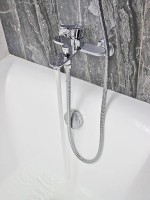 Смеситель для ванны Viko V-7302 Хром латунь на стену