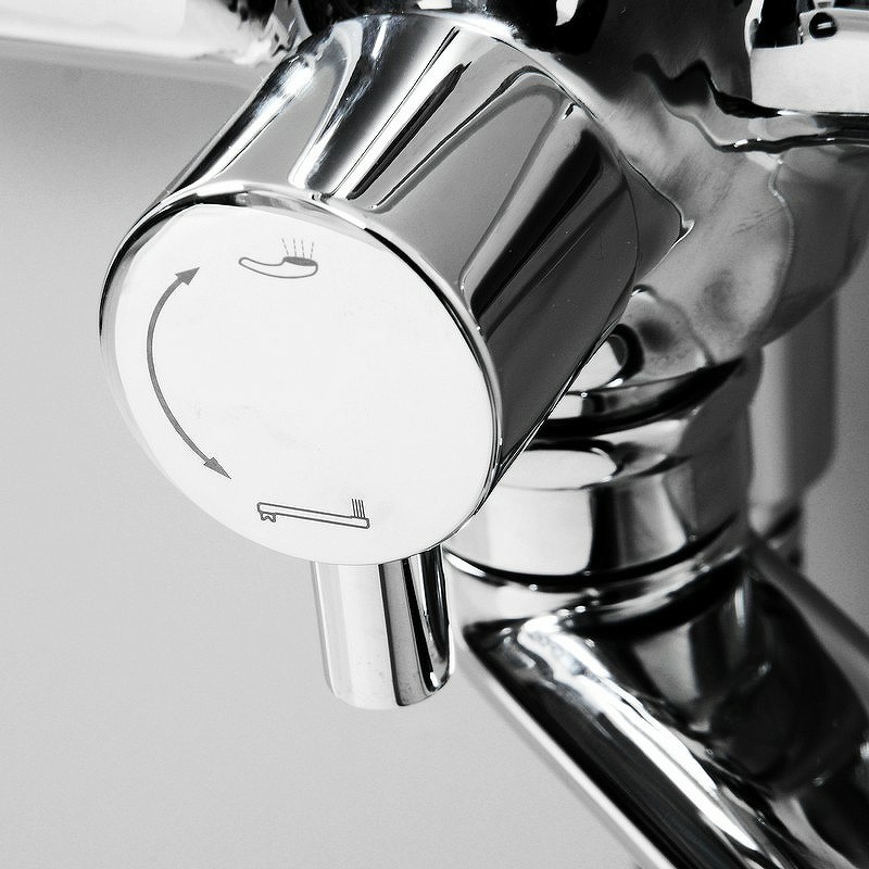 Смеситель для ванны WasserKRAFT Main 4102L универсальный