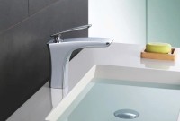 Смеситель для раковины Rose R27 R2701 Хром