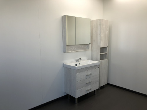 Зеркальный шкаф Comforty Никосия 80 00004138838 Дуб белый МДФ / ЛДСП, стекло