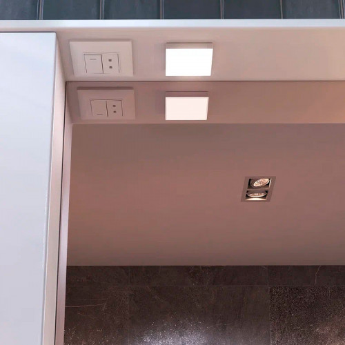 Зеркало со шкафом Vigo Callao 70 L z.CAL.70.L.El с подсветкой Белое МДФ / ЛДСП, стекло