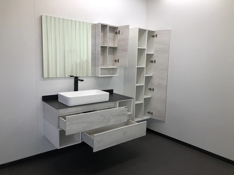 Зеркало со шкафом Comforty Прага 120 00004136262 Дуб белый МДФ / ЛДСП, стекло