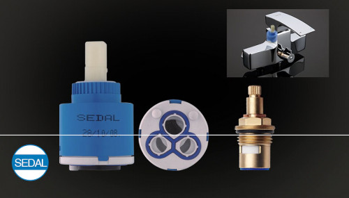 Смеситель для ванны Gappo G07 G2207 универсальный Хром латунь на стену