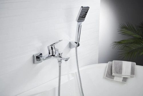 Смеситель для ванны Rossinka RS46-30 Хром латунь на стену