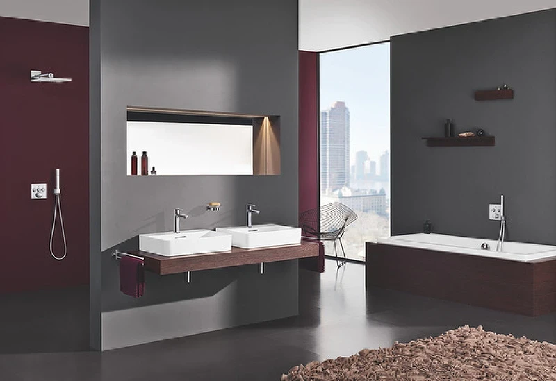 Верхний душ Grohe Rainshower Smartactive 310 Cube 26479000 без встраиваемой части латунь на стену