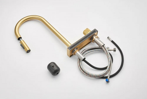 Смеситель для кухни Milacio Ultra MCU.556.GD Золото брашированное нержавеющая сталь