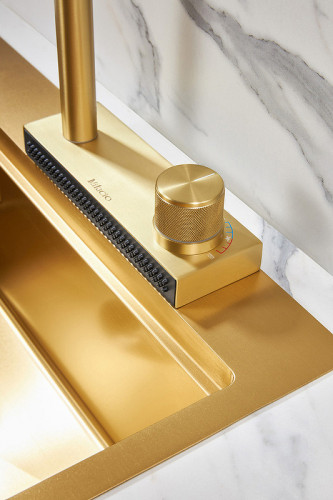 Смеситель для кухни Milacio Ultra MCU.556.GD Золото брашированное нержавеющая сталь