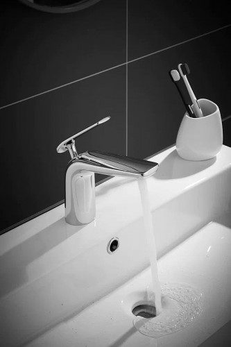 Смеситель для раковины Rose R39 R3901 Хром латунь