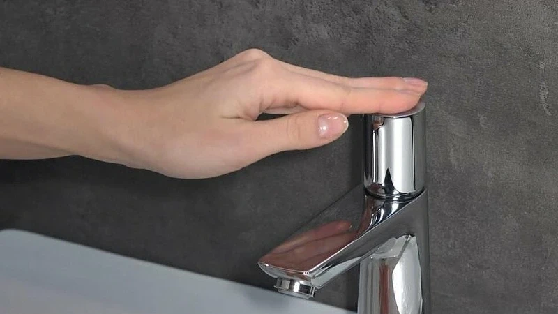 Смеситель для раковины Hansgrohe Talis Select E 71750000 Хром латунь