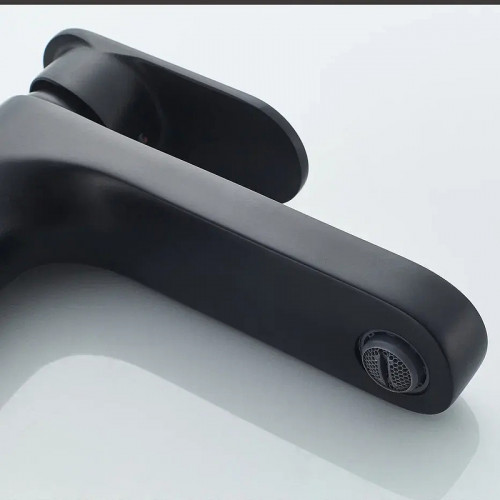 Смеситель для раковины Shevanik S8711H цвет Черный