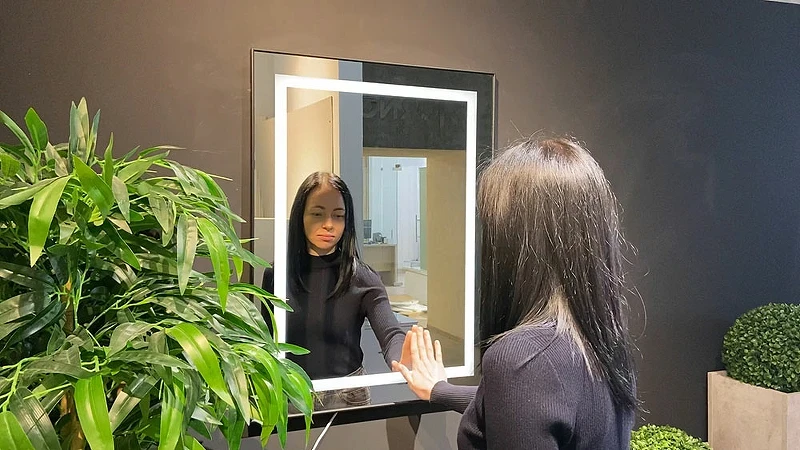 Зеркало Silver Mirrors Саурон 60 LED-00002510 с подсветкой Черное с сенсорным выключателем и диммером стекло