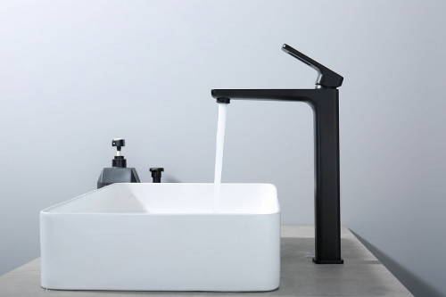 Смеситель для раковины Raglo R51.15.06 Черный матовый латунь