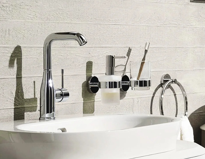 Смеситель для раковины Grohe Essence+ 32628001 Хром латунь