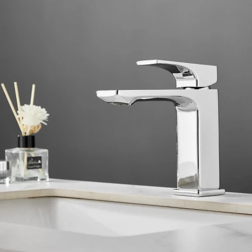 Смеситель для раковины Belz B10709 цвет Хром