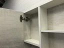 Зеркальный шкаф Comforty Никосия 70 00-00006163 Дуб белый МДФ / ЛДСП, стекло