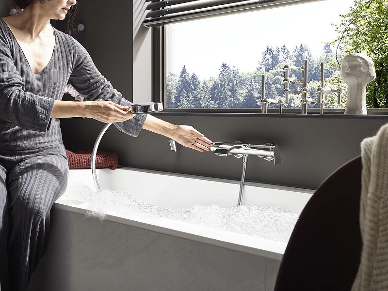 Смеситель для ванны Hansgrohe Vivenis 75420000 Хром латунь на стену