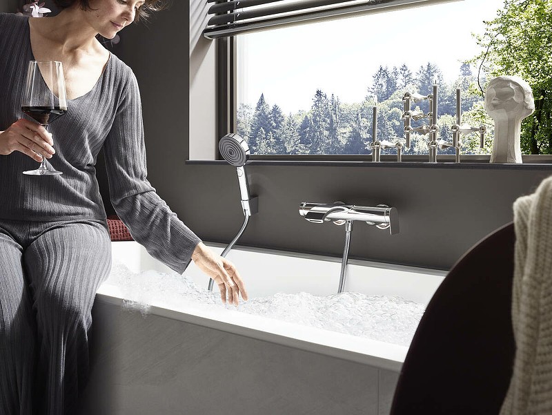 Смеситель для ванны Hansgrohe Vivenis 75420000 Хром латунь на стену