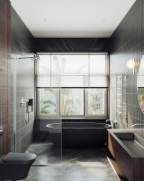Душевая перегородка Maybah Glass MGD-677-5у 1090x1950 в узком профиле Хром матовый стекло прозрачное