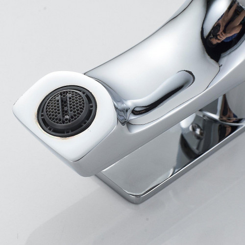 Смеситель для раковины Raffine F171 с гигиеническим душем цвет Хром
