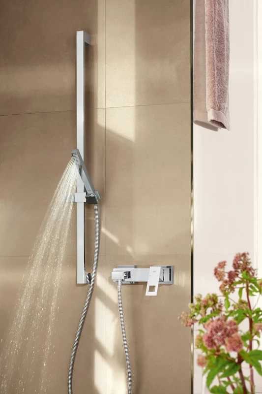 Душевой гарнитур Grohe Euphoria Cube 27700000 Хром латунь на стену