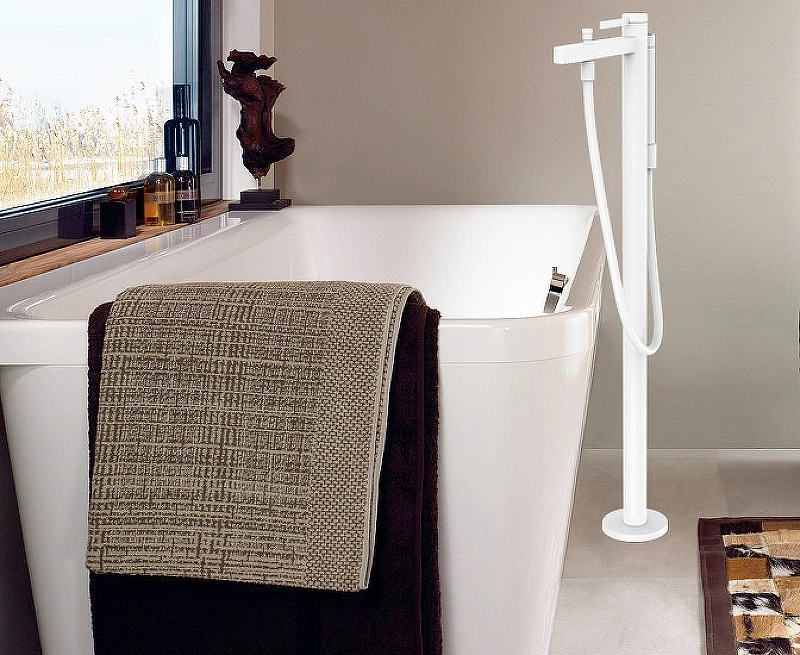 Смеситель для ванны Hansgrohe Finoris 76445000 Хром