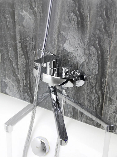 Смеситель для ванны Viko V-4315 универсальный Хром