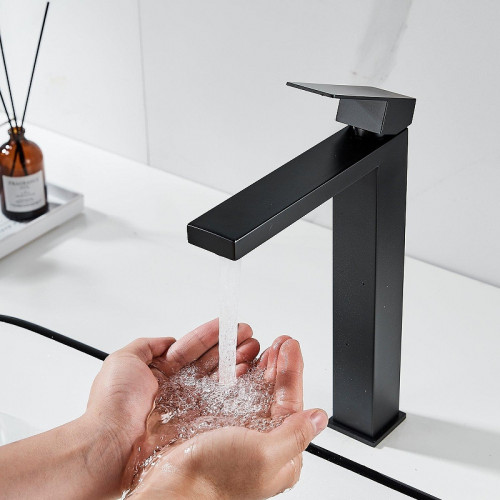 Смеситель для раковины Shevanik S7011H цвет Черный