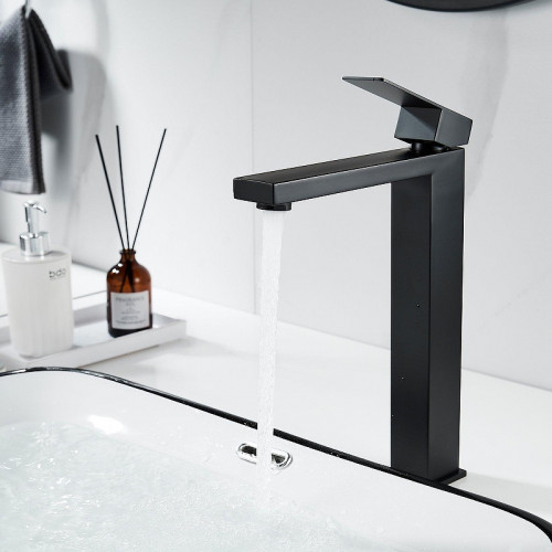 Смеситель для раковины Shevanik S7011H цвет Черный