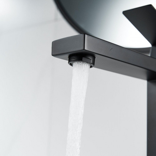 Смеситель для раковины Shevanik S7011H цвет Черный