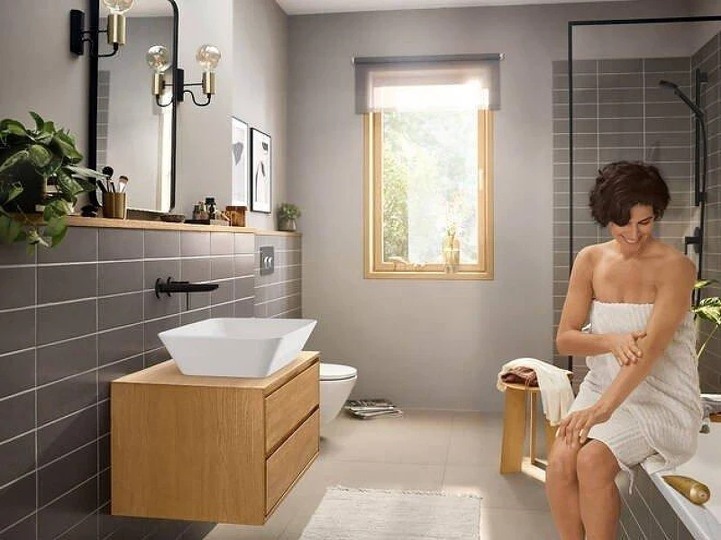 Смеситель для раковины Hansgrohe Rebris E 72568670 цвет Черный матовый