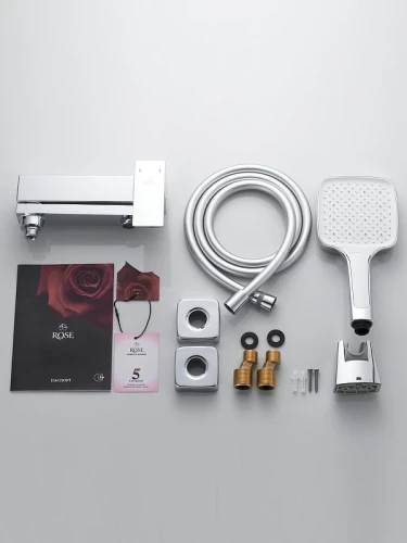 Смеситель для ванны Rose R2802 цвет Хром