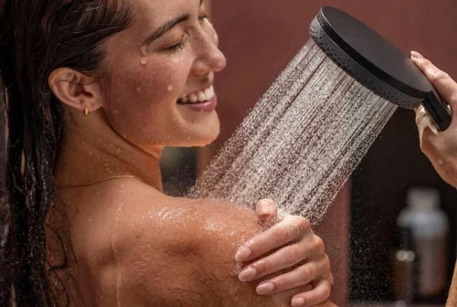 Душевая система Hansgrohe Alive S Puro 24592670 с термостатом цвет Черный матовый