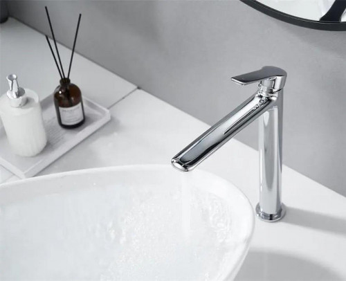 Смеситель для раковины Maretti Aria AR32RF845-V цвет Хром