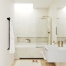 Шторка на ванну Maybah Glass MGV-65-3у 900x1400 в узком профиле Золото стекло прозрачное