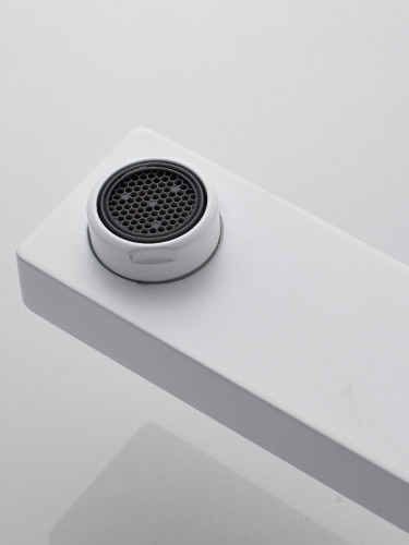 Смеситель для ванны Rose R2802C цвет Белый