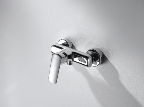 Смеситель для душа Bravat Real F9121179CP-01 Хром латунь на стену