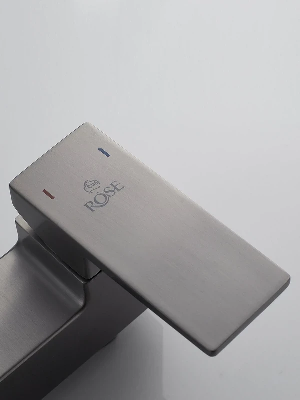 Смеситель для ванны Rose R2802T цвет Оружейная сталь