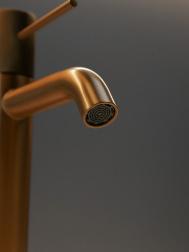 Смеситель для раковины AltroBagno Bilancia 0144 BC цвет Медь матовая