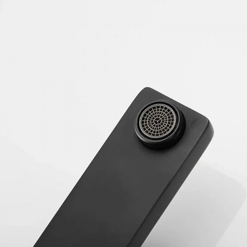 Смеситель для раковины Shevanik S8271H с гигиеническим душем цвет Черный