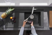 Смеситель для кухни Hansgrohe Metris Select M71 73802000 Хром латунь