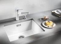 Кухонная мойка Blanco Subline 500-U 525995 Черная искусственный камень (литьевой мрамор) встраиваемый