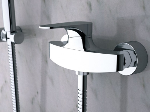 Смеситель для душа Remer Class Line L31 Хром на стену
