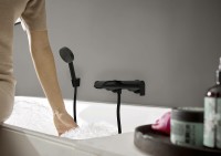 Смеситель для ванны Hansgrohe Vivenis 75420670 Черный матовый латунь на стену