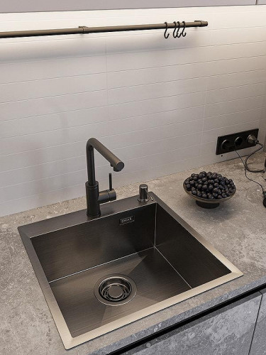 Кухонная мойка Emar PVD 50 EMB-117A PVD цвет Nano Dark